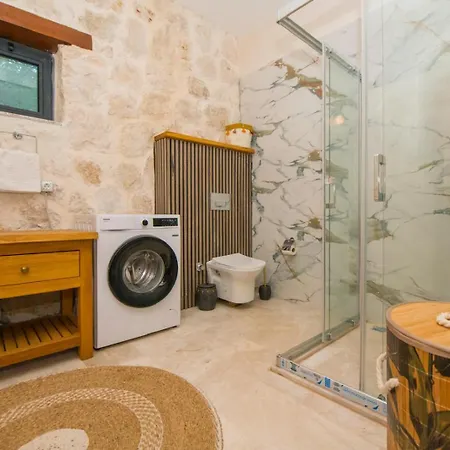 La Boheme Kabak Adults Only