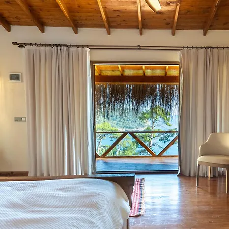 La Boheme Kabak Adults Only