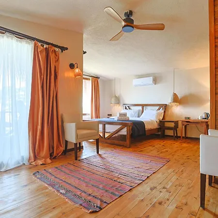 La Boheme Kabak Adults Only