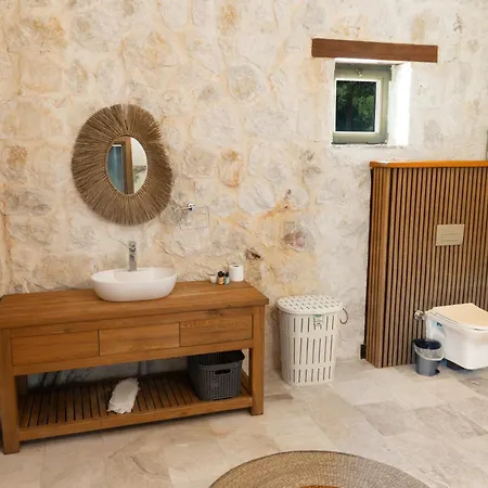 La Boheme Kabak Adults Only فاراليا